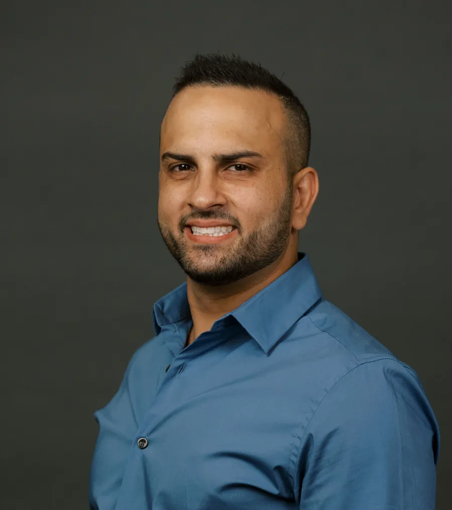 image of the doctor Naveen Allin